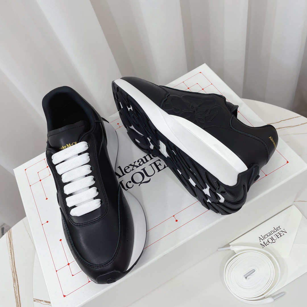 Alexande McQueen Breathable Mesh Sand Inside 4.5cm Size 35-40 - vstockx