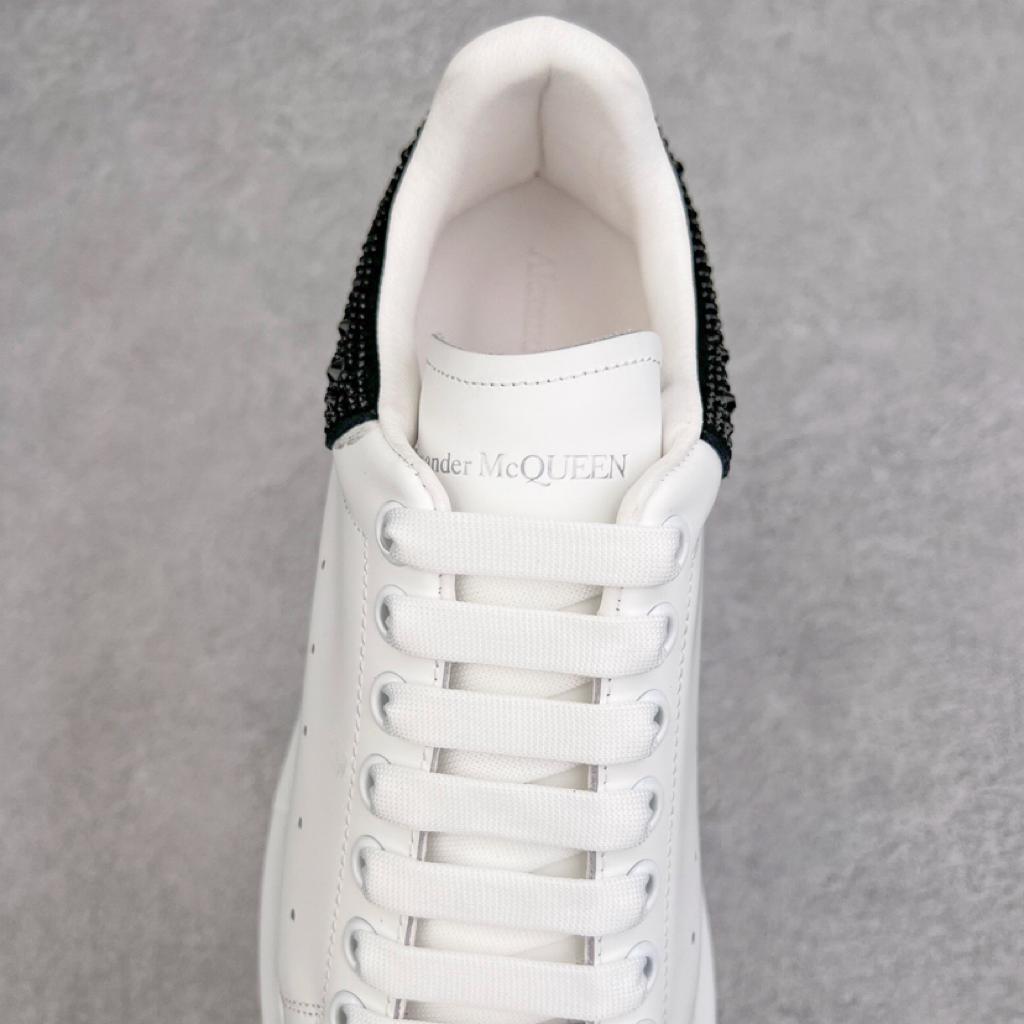 Alexander McQueen Oversized Sneaker in White/jet Black - vstockx