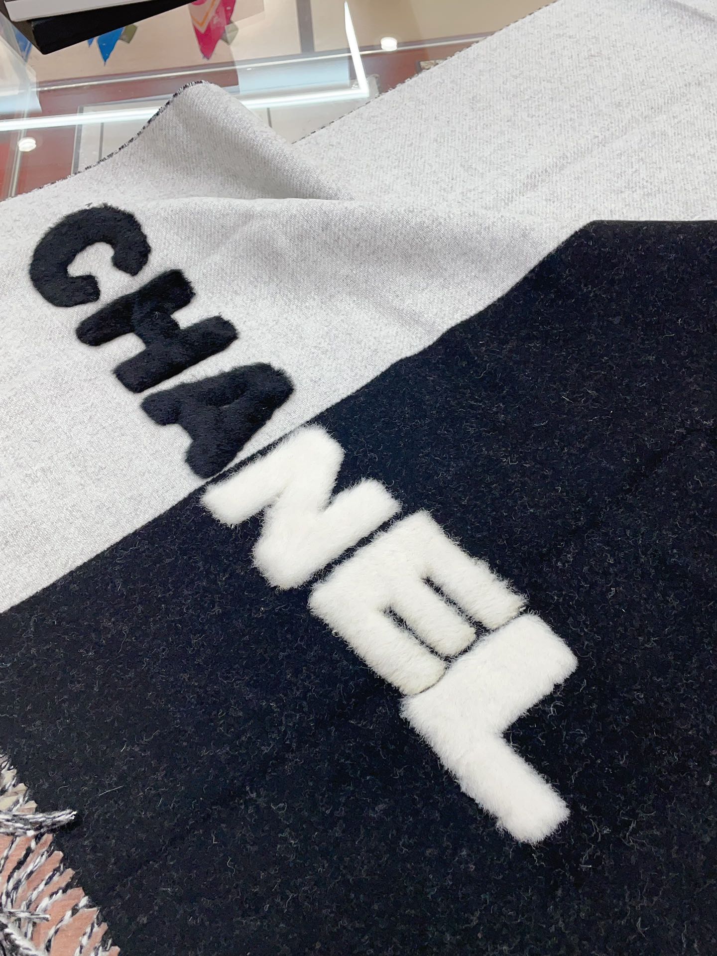 Streetwear Scarf CHANEL 328788 SIZE:70*200cm - vstockx