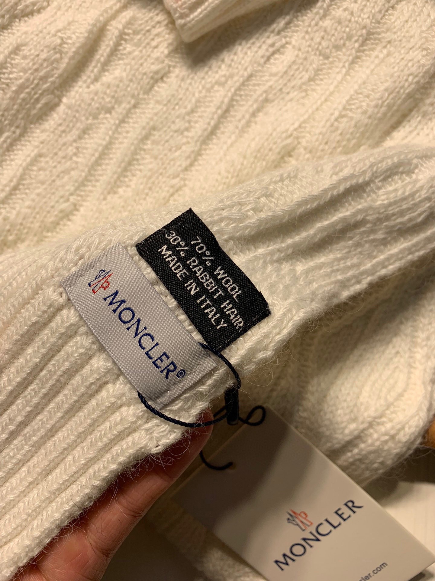 Hat & Scarf Moncler 1 - vstockx