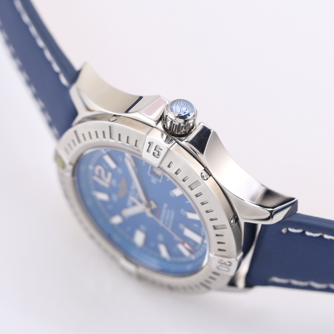 Watches BREITLING 323222 size:41*11 mm - vstockx