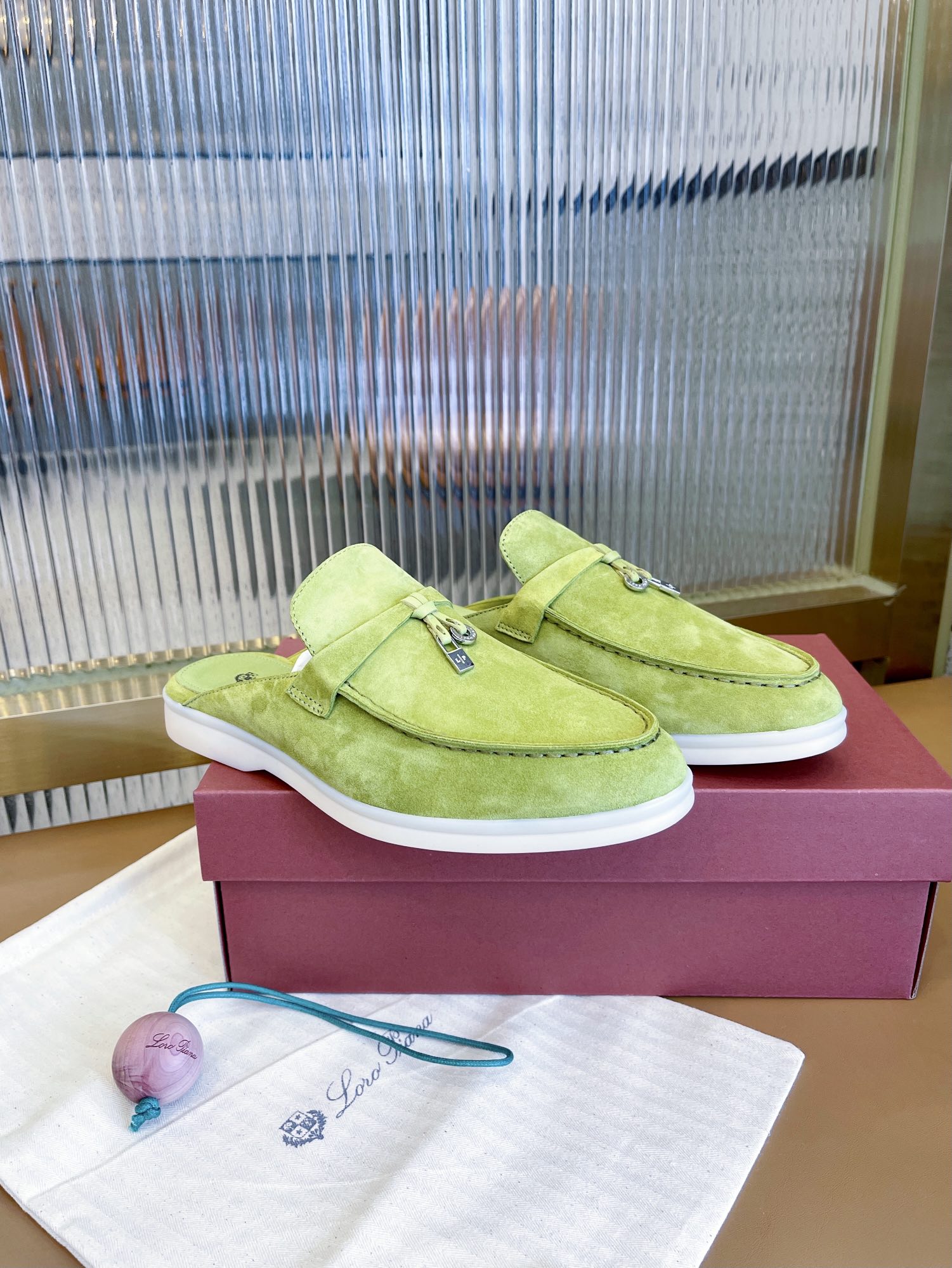 Loro Piana shoes 246 - vstockx