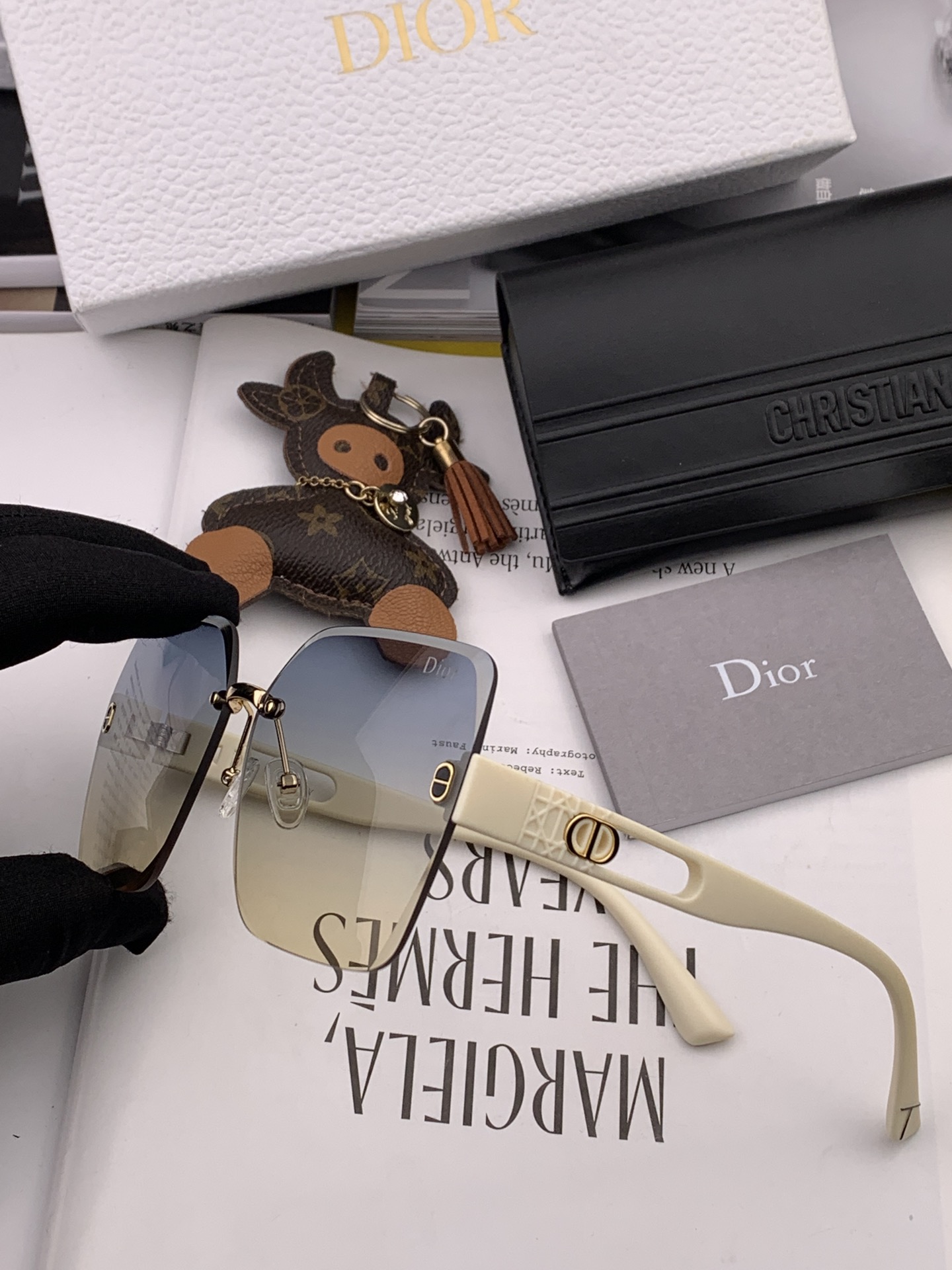 sunglasses Dior CD9770 - vstockx