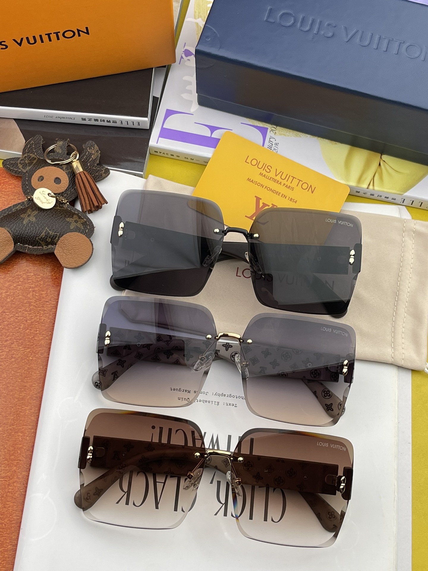 Sunglasses Louis Vuitton L1022 - vstockx