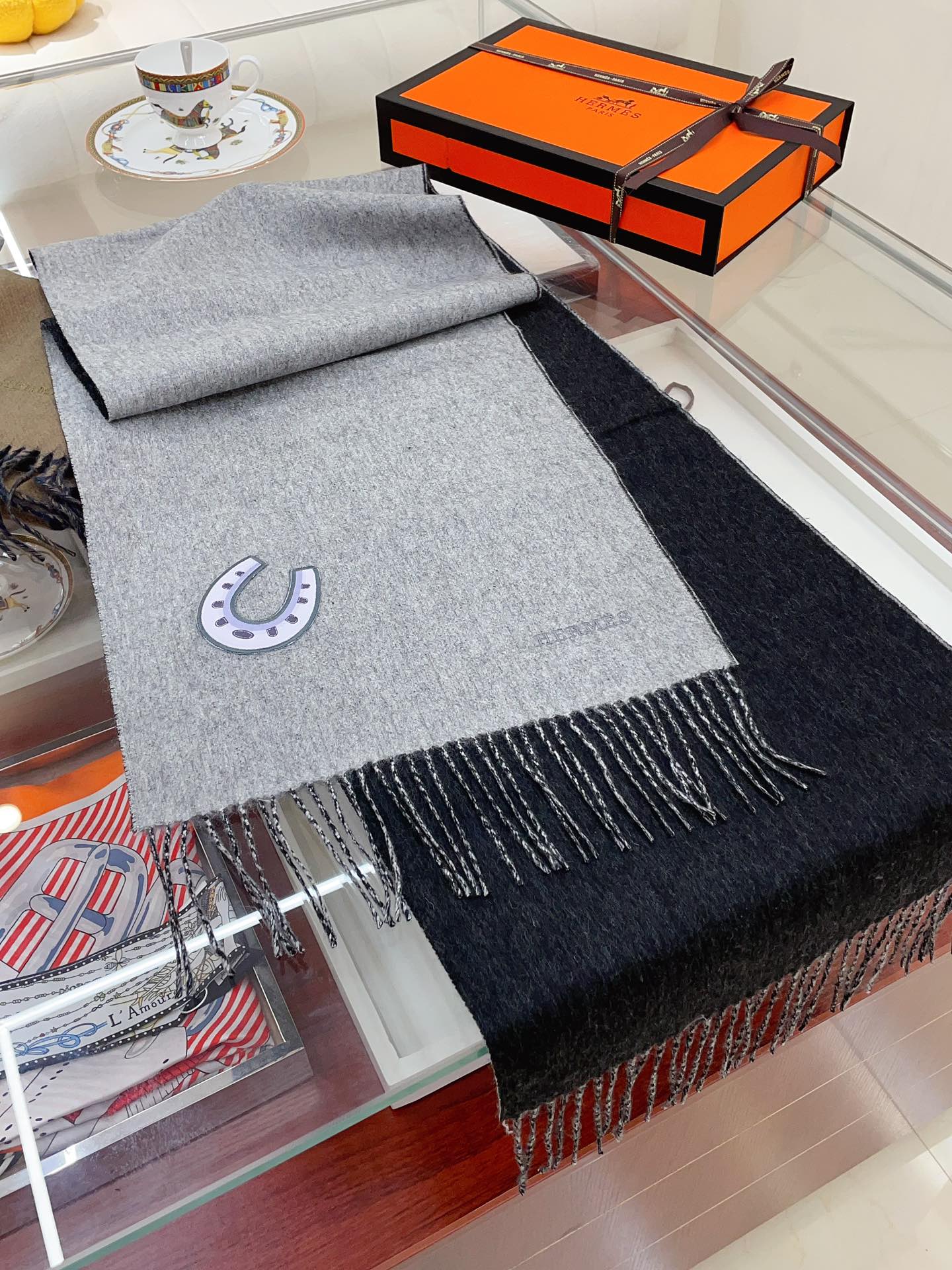 Streetwear Scarf Hermes 328853 SIZE:90cm*90cm - vstockx