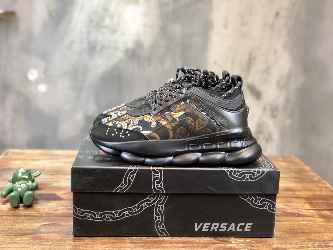 Versace Chain Reaction Central Greek Key Print Black - vstockx