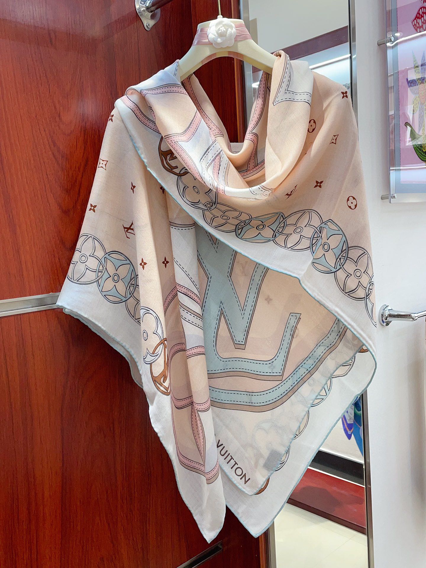 Streetwear Scarf LV 328840 size:140*140cm - vstockx