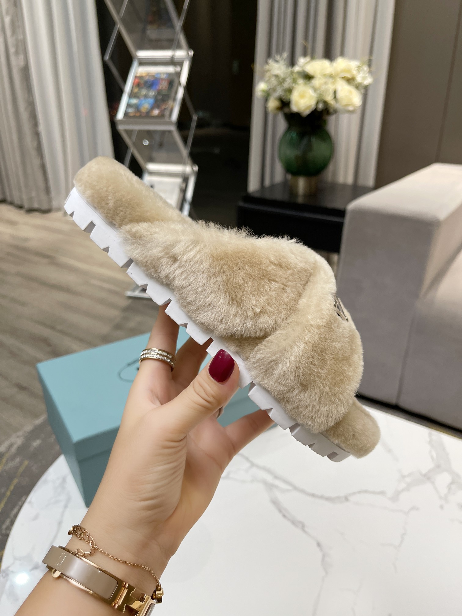 Prada Flat Sandals 2 - vstockx