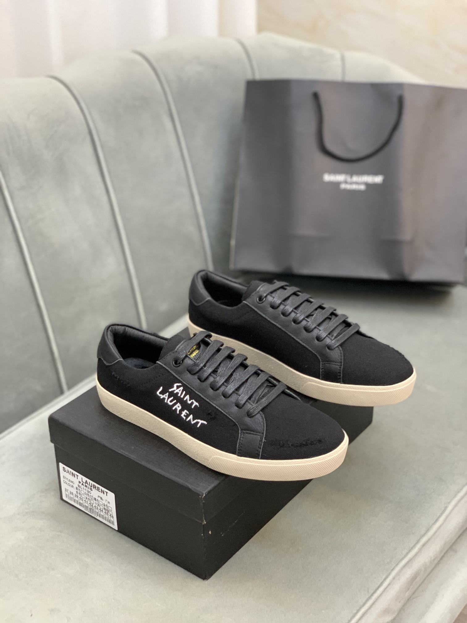 Saint Laurent Court Classic SL/06 sneaker 2 - vstockx