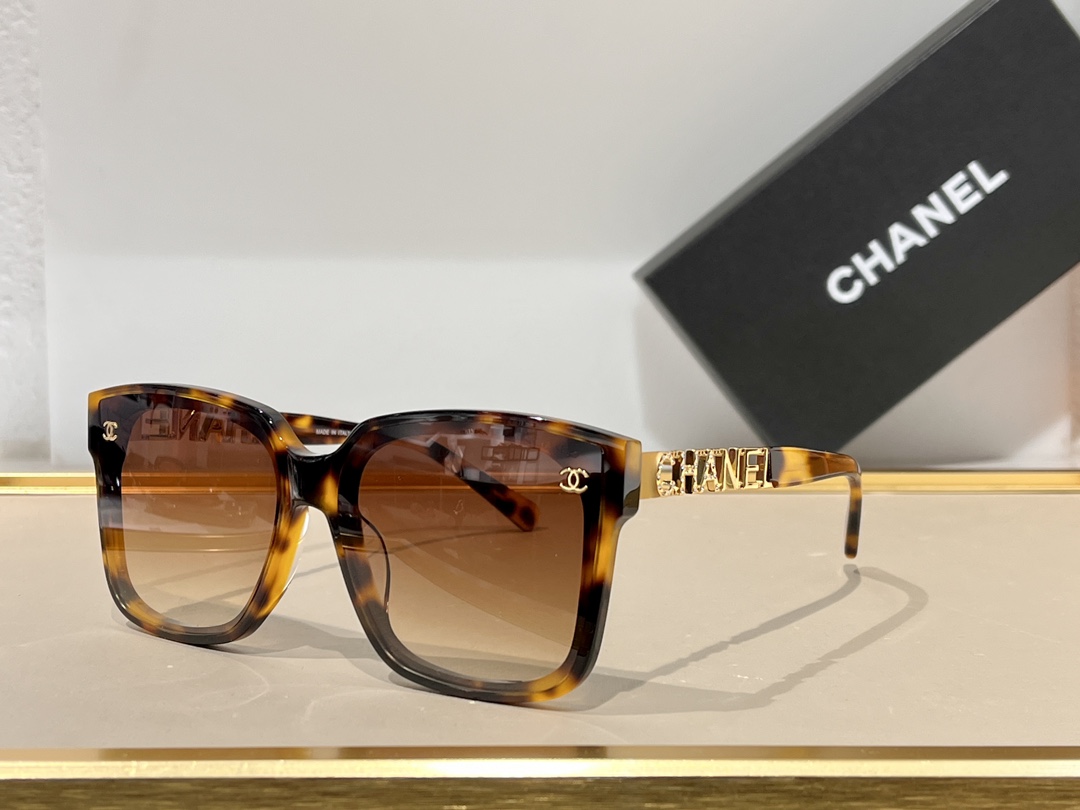 Sunglasses Chanel CH7258 SIZE:63 14-140 - vstockx