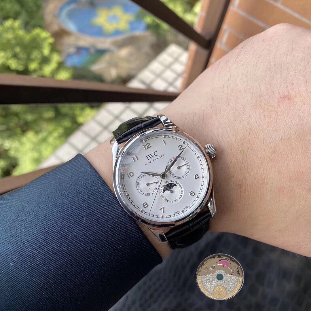 Watches IWS 323054 size:43 mm - vstockx