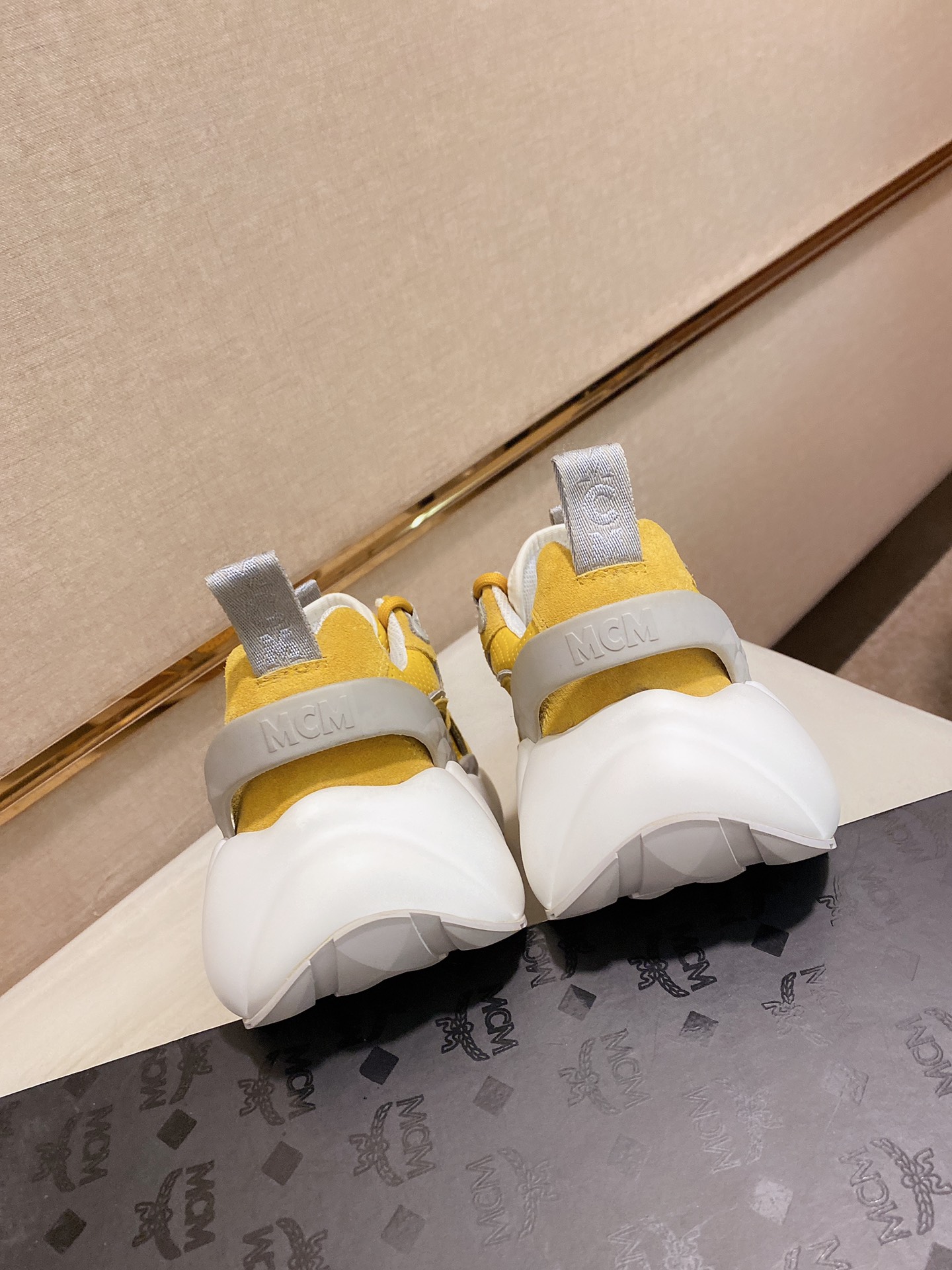 MCM Low Top Logo Lace-up Sneakers 10 - vstockx