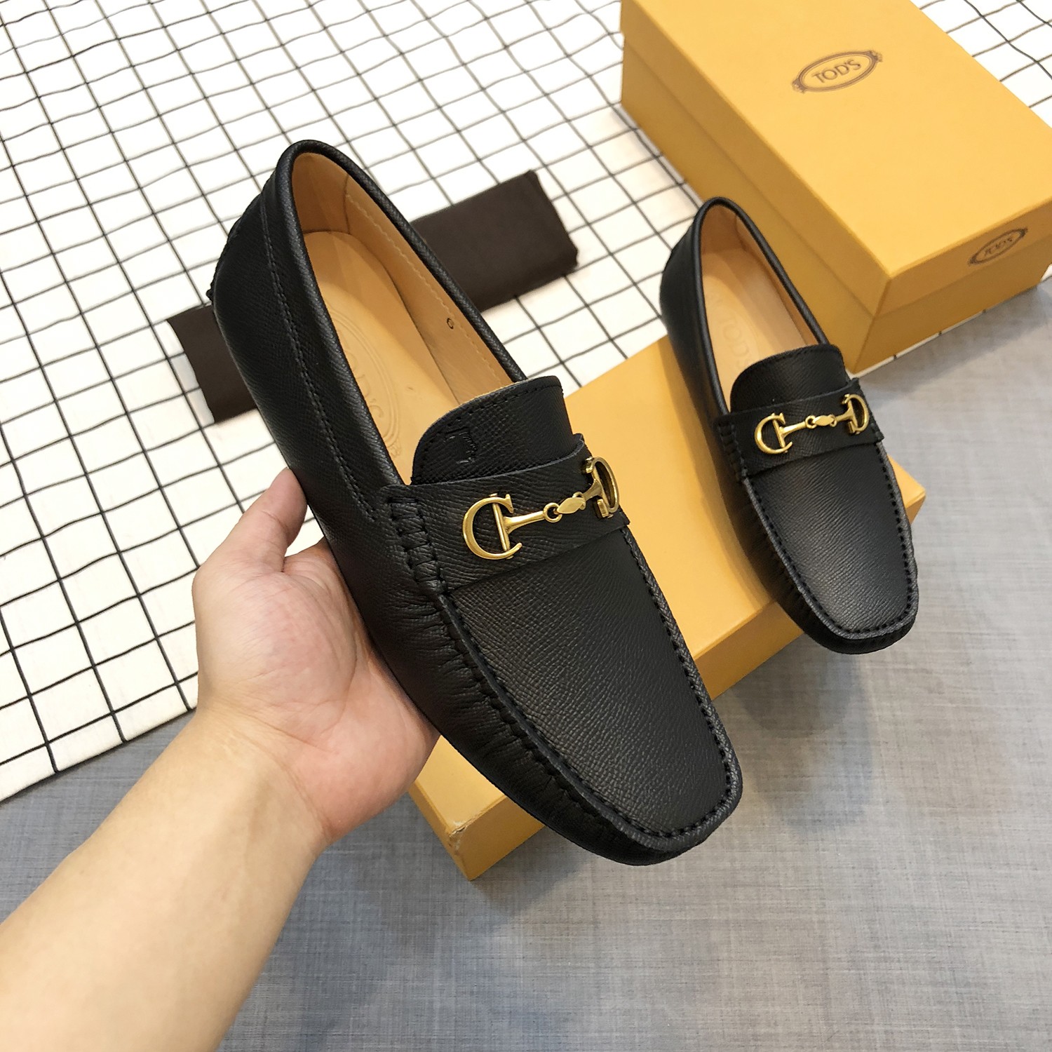 TOD'S Loafers 4 - vstockx