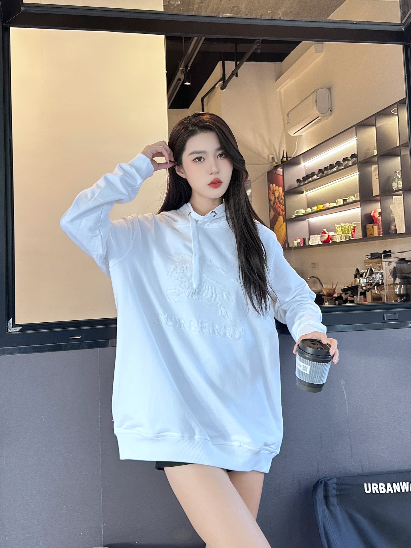 Clothes Burberry 822 - vstockx