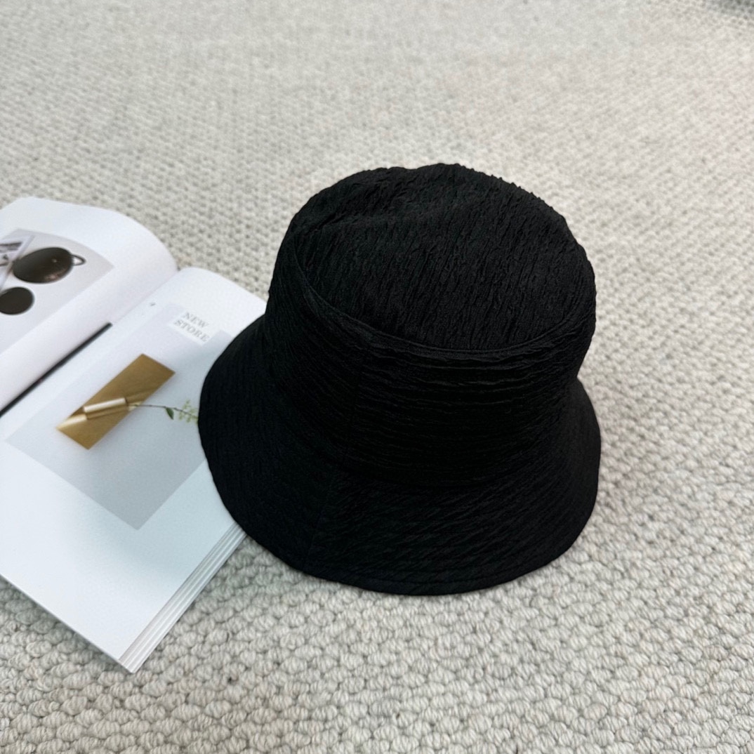 Streetwear Hat Chanel 329332 - vstockx