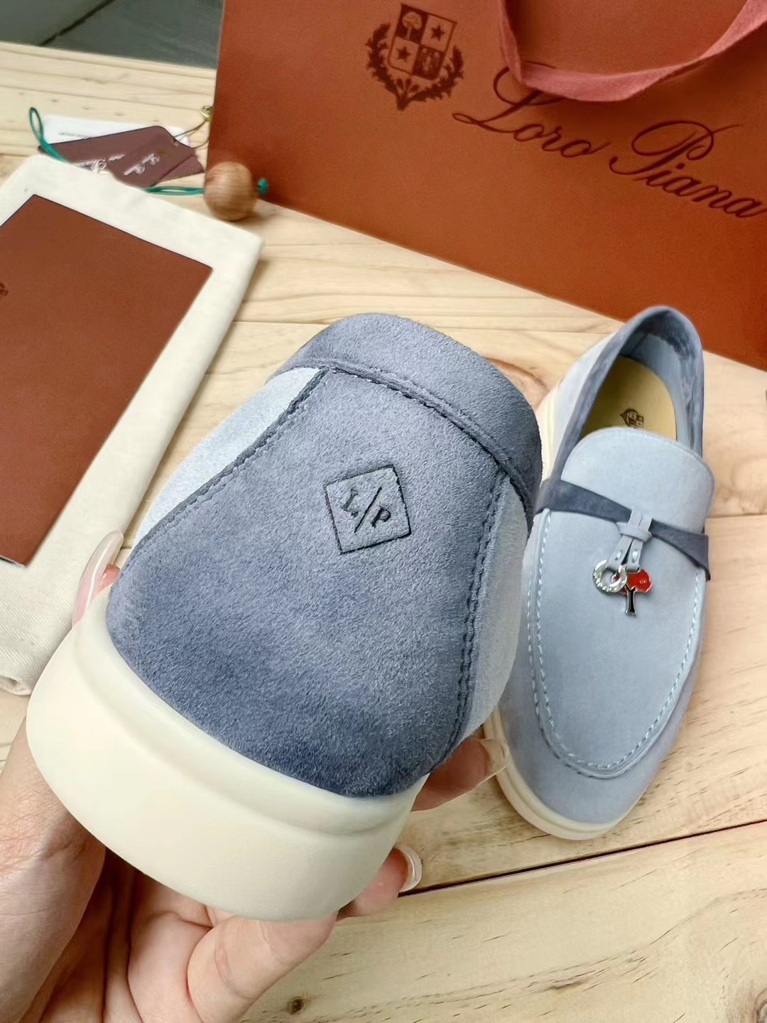 Loro Piana shoes 315 - vstockx