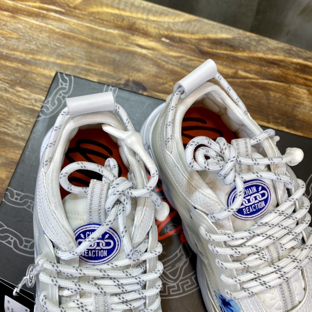 Versace Chain Reaction Sneaker 6 - vstockx