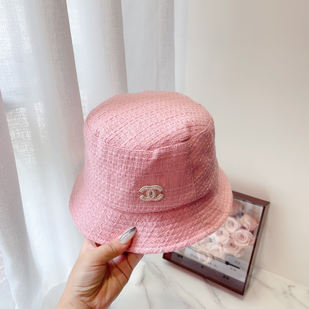 Streetwear Hat Chanel 329362 - vstockx