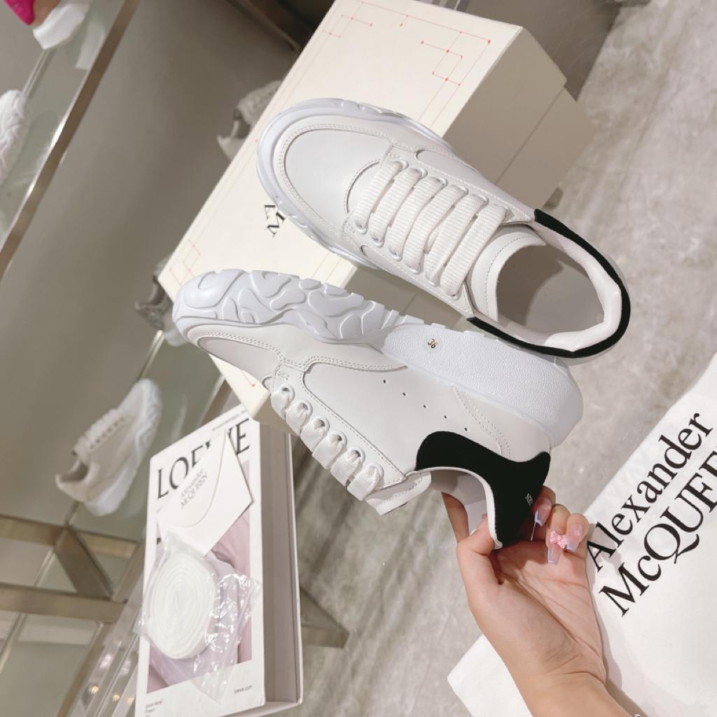 Alexander McQueen Oversized Court Trainer White Black - vstockx