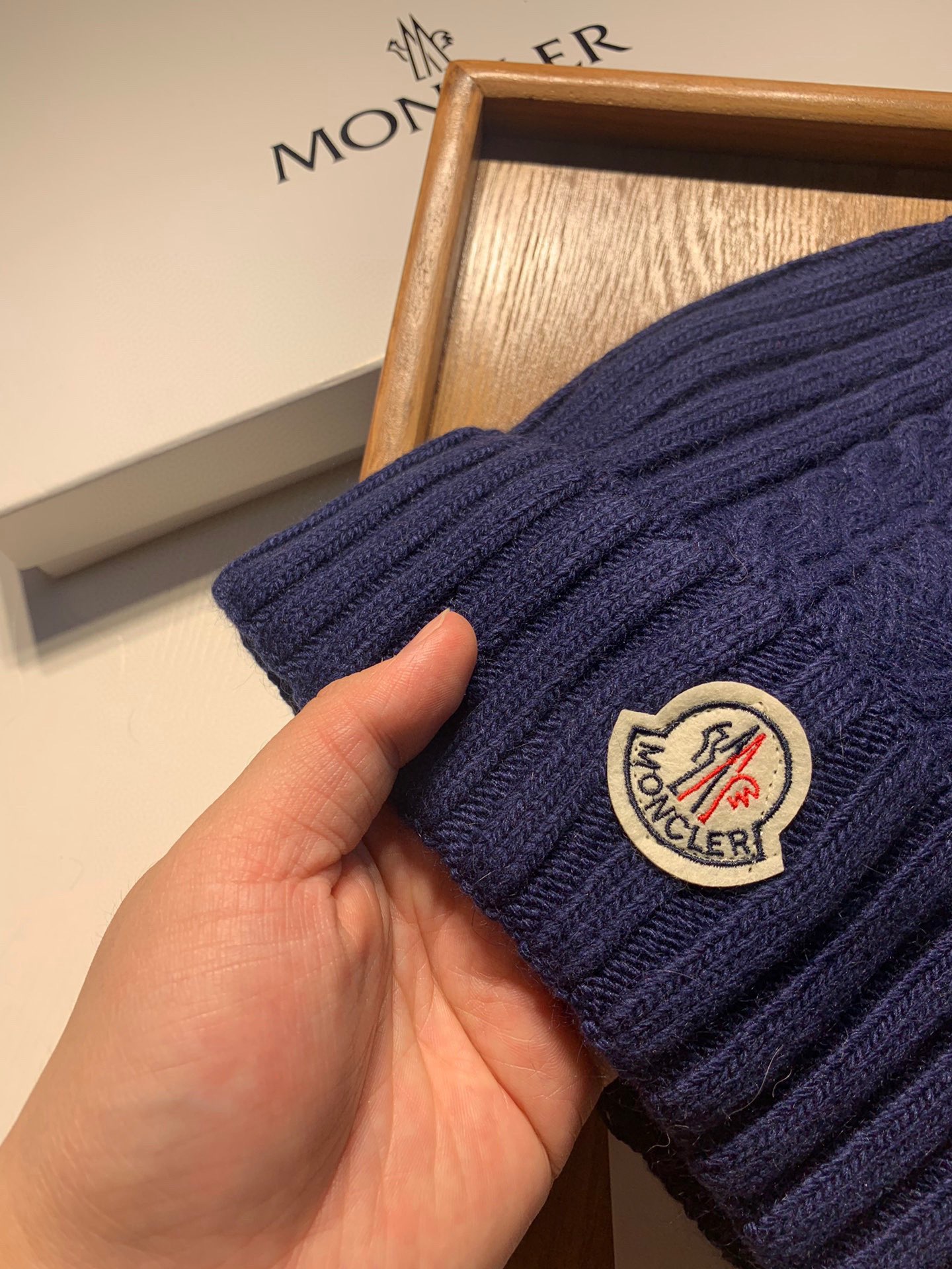 Hat Moncler 3 - vstockx