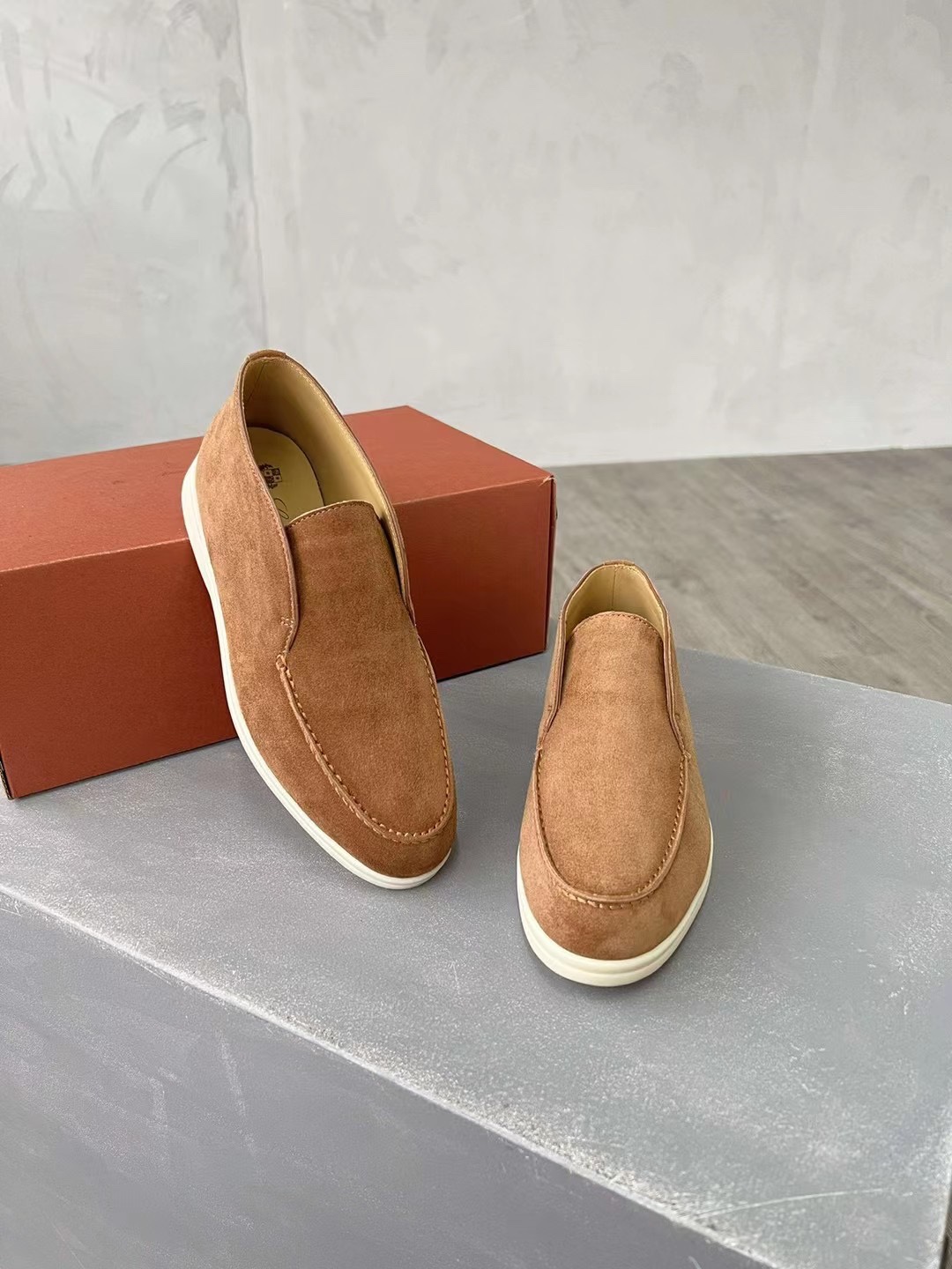Loro Piana shoes 226 - vstockx