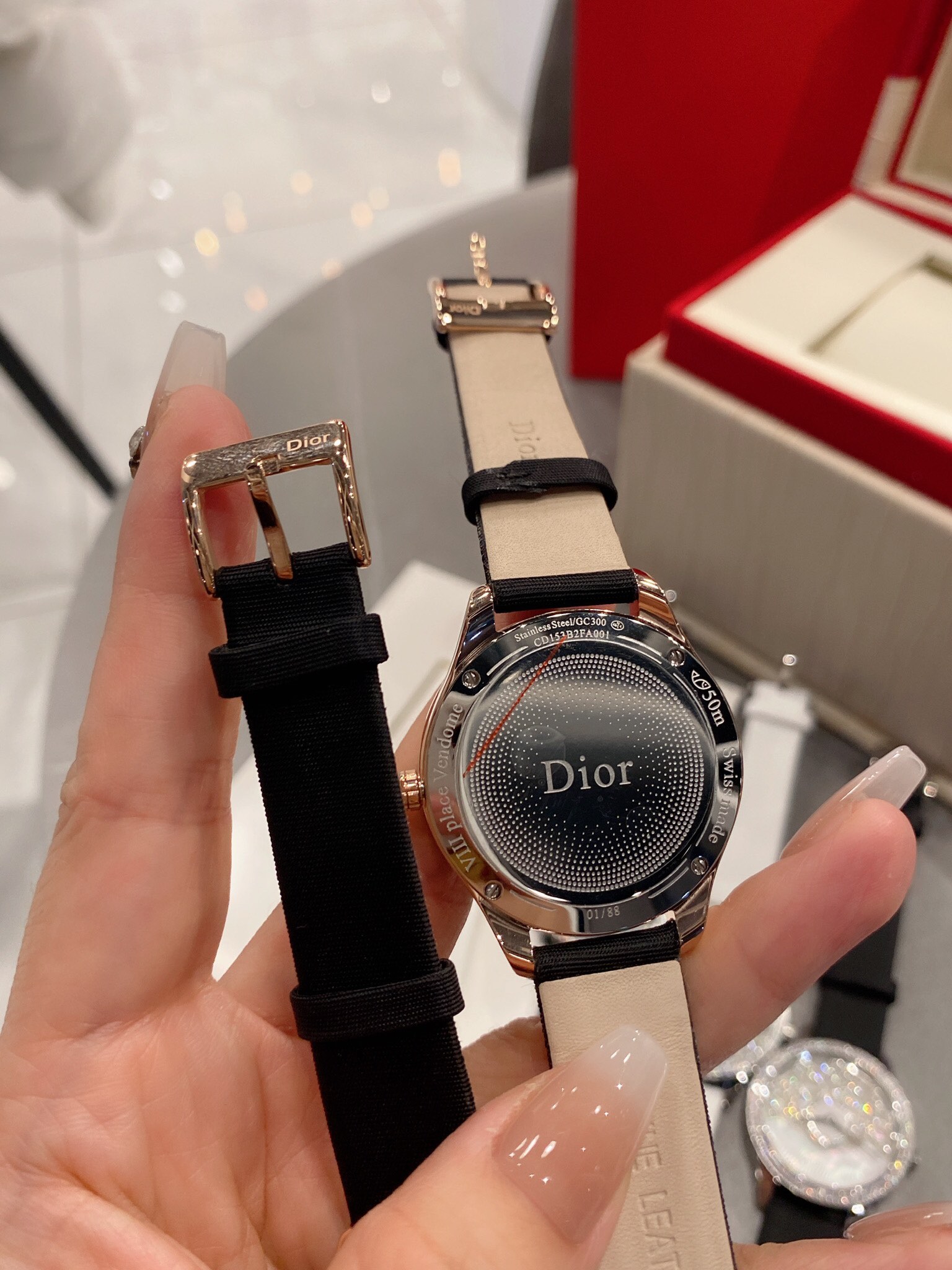 Watches Dior 323388 size:34 mm - vstockx