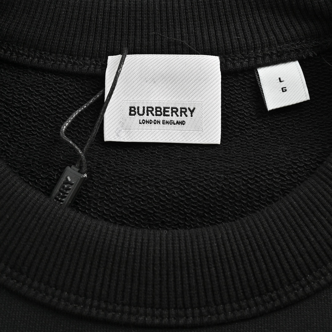 Clothes Burberry 816 - vstockx