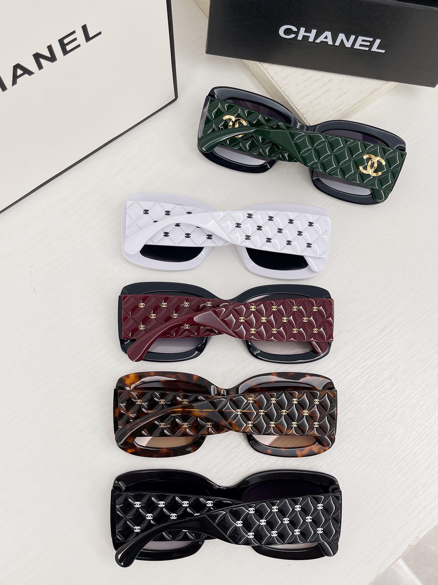 Sunglasses Chanel CH5483 Size:55 18 145 - vstockx