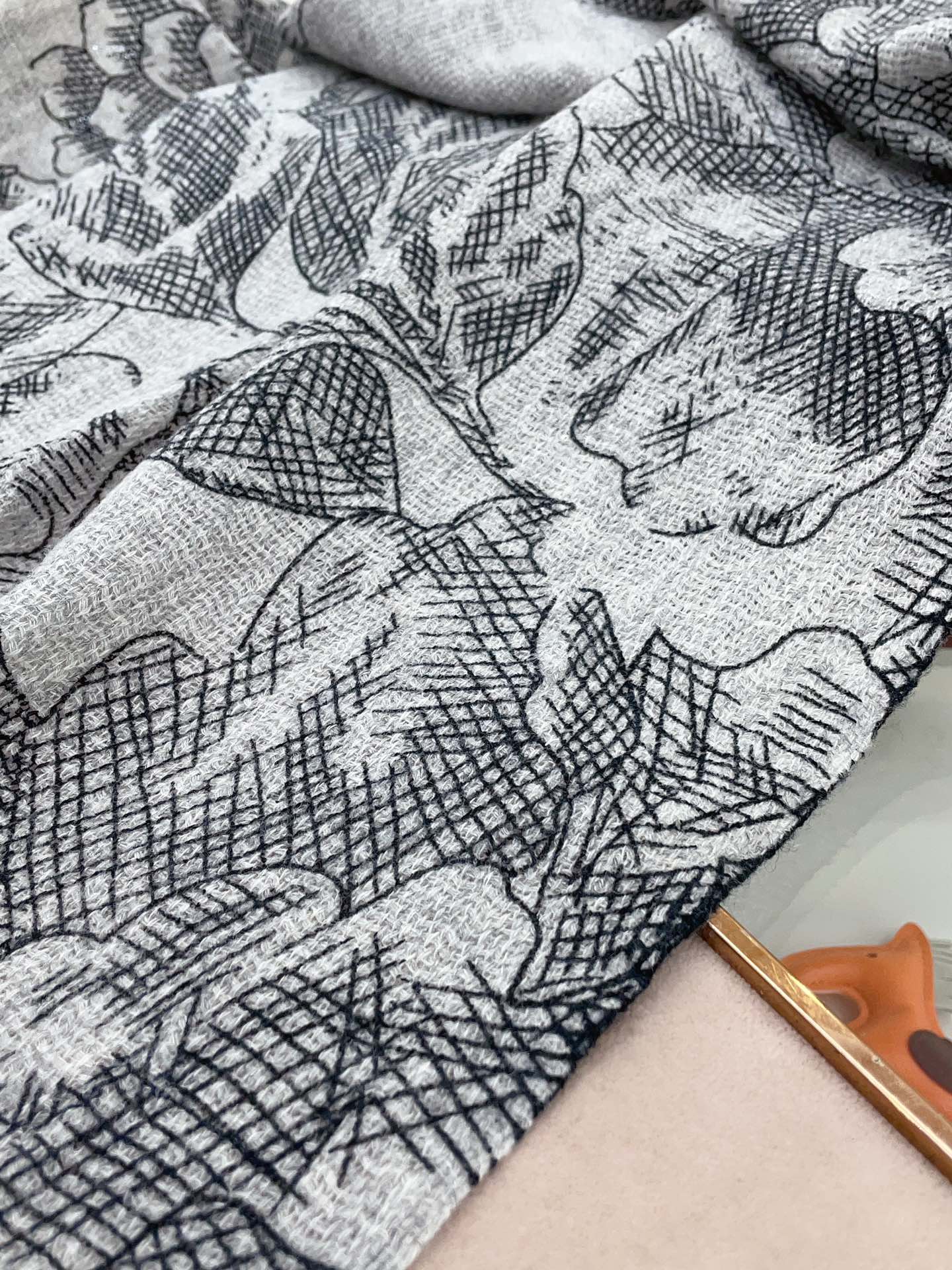 Streetwear Scarf CHANEL 328733 SIZE:70cm*180cm - vstockx