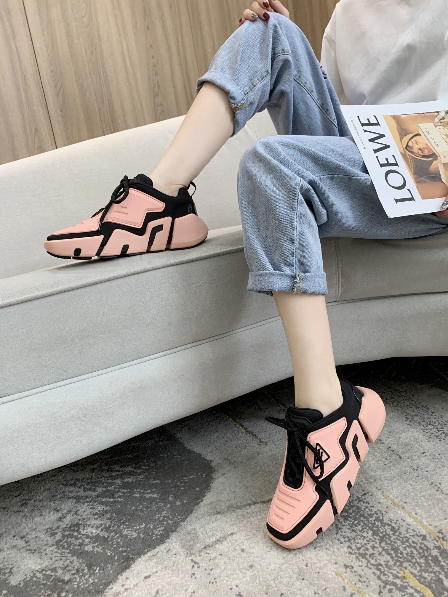 Prada Low Top sneaker 43 - vstockx