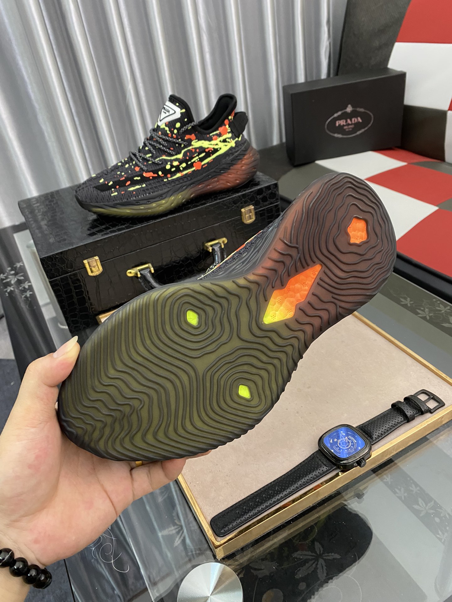 Prada Low Top sneaker 15 - vstockx