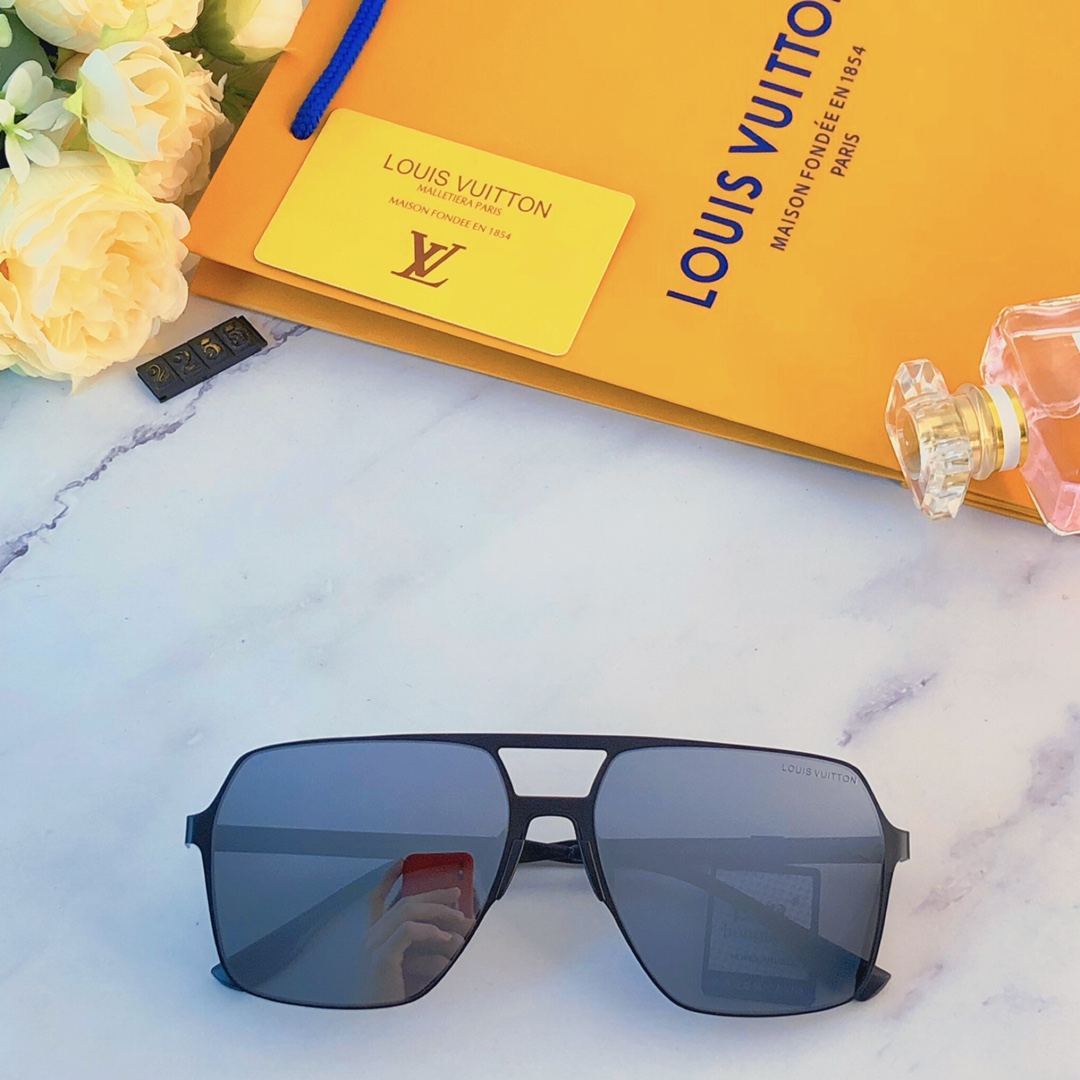 Sunglasses Louis Vuitton LV2255 - vstockx