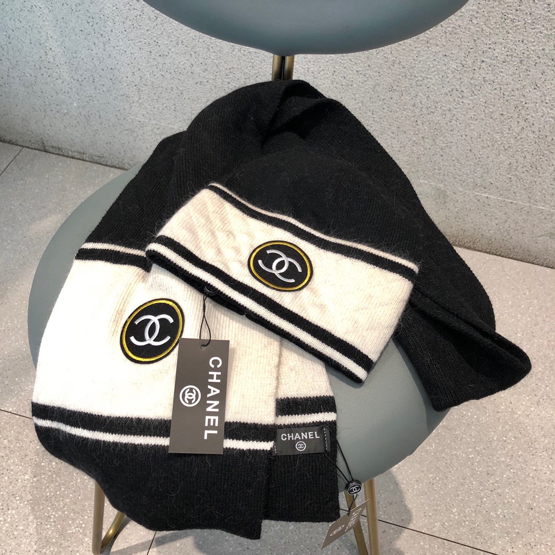 Hat & Scarf Chanel 1 - vstockx