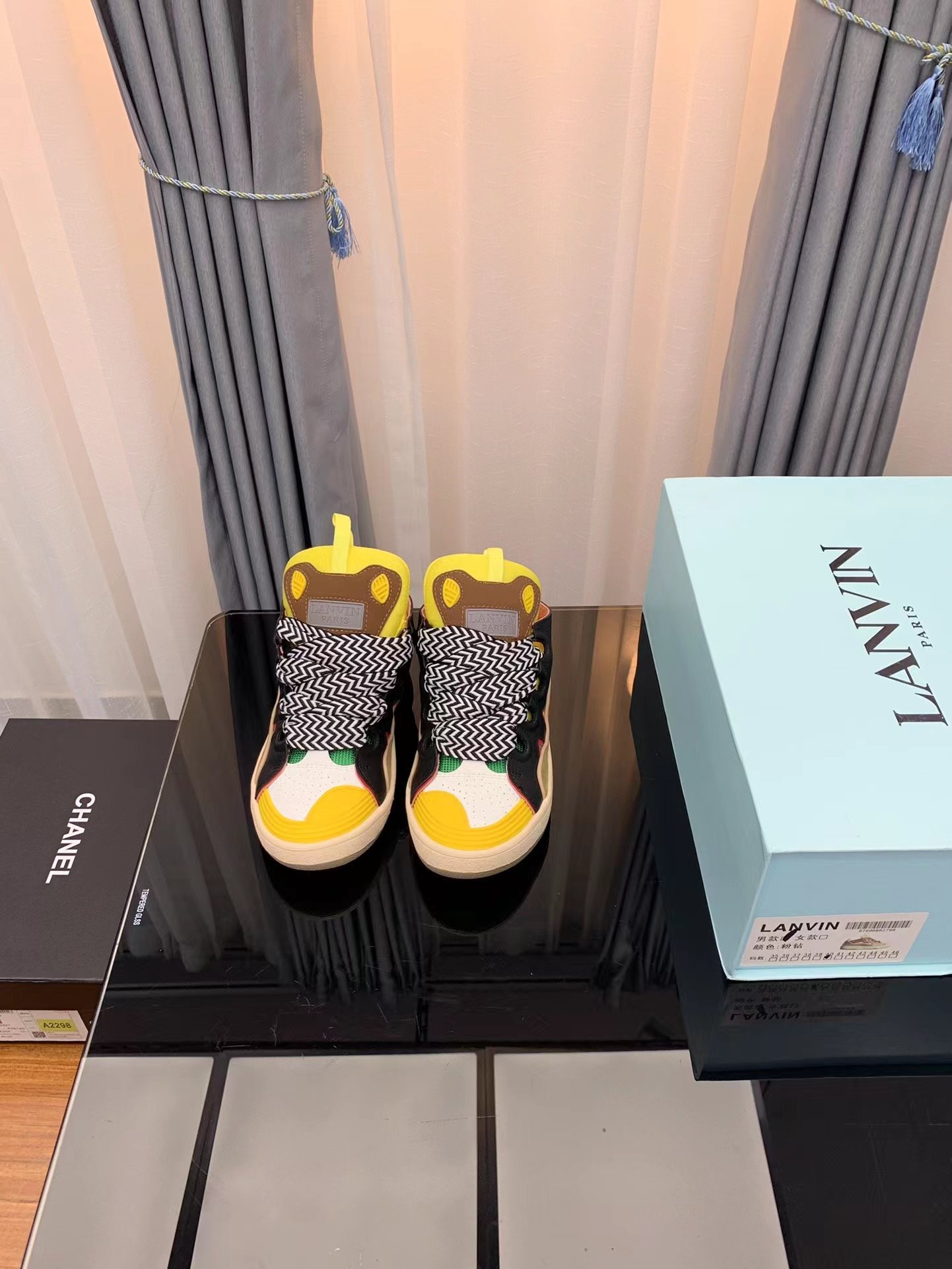 Lanvin Leather Curb Egg yolk black - vstockx