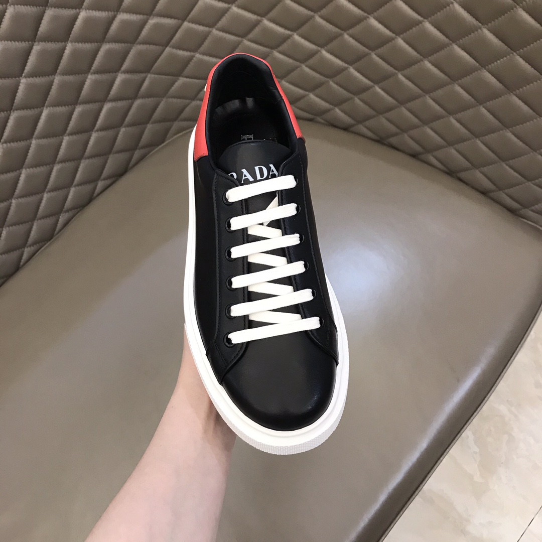 Prada Low Top sneaker 34 - vstockx