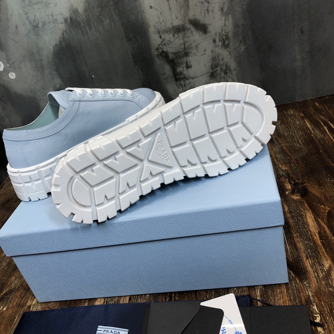 Prada Double Wheel sneaker 3 - vstockx