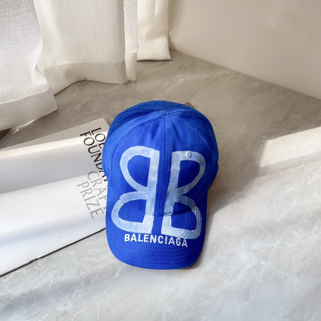 Streetwear Hat Balenciaga 328917 - vstockx