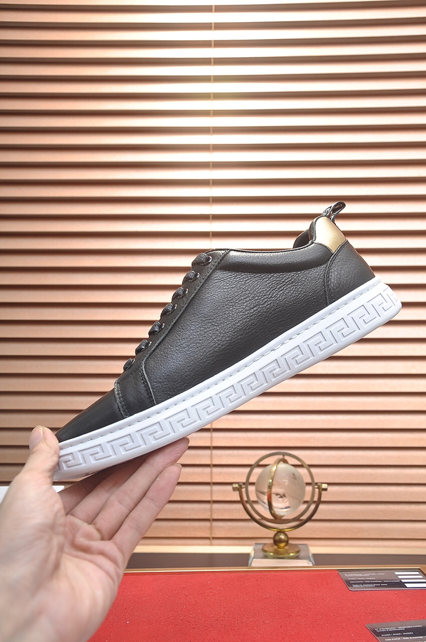 Versace Greca Sneaker 28 - vstockx