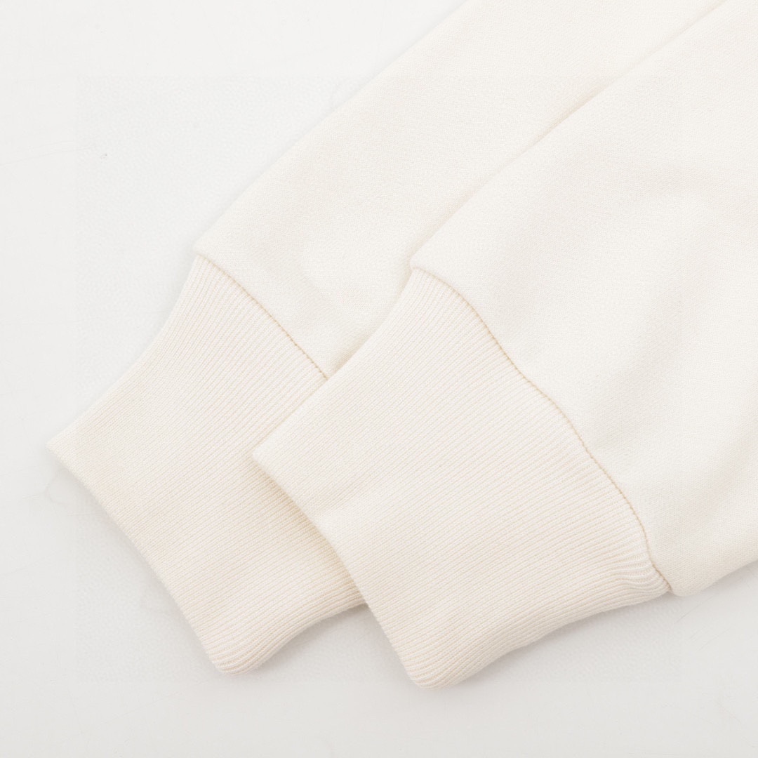 Clothes Gucci 326 - vstockx