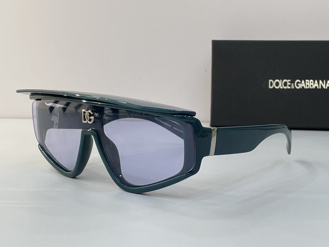 Sunglasses Dolce DG6177 - vstockx