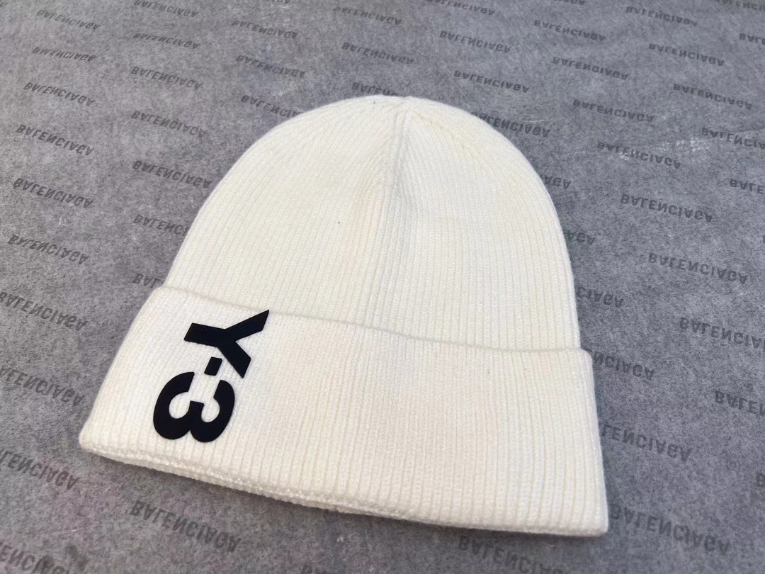 Streetwear Hat Y-3 329162 - vstockx