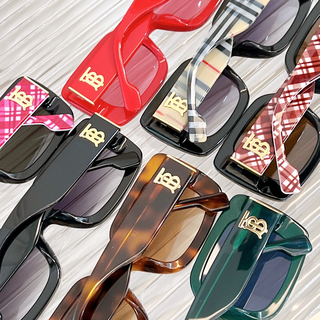 Sunglasses BURBERRY BE4327 SIZE��51��23-145 - vstockx