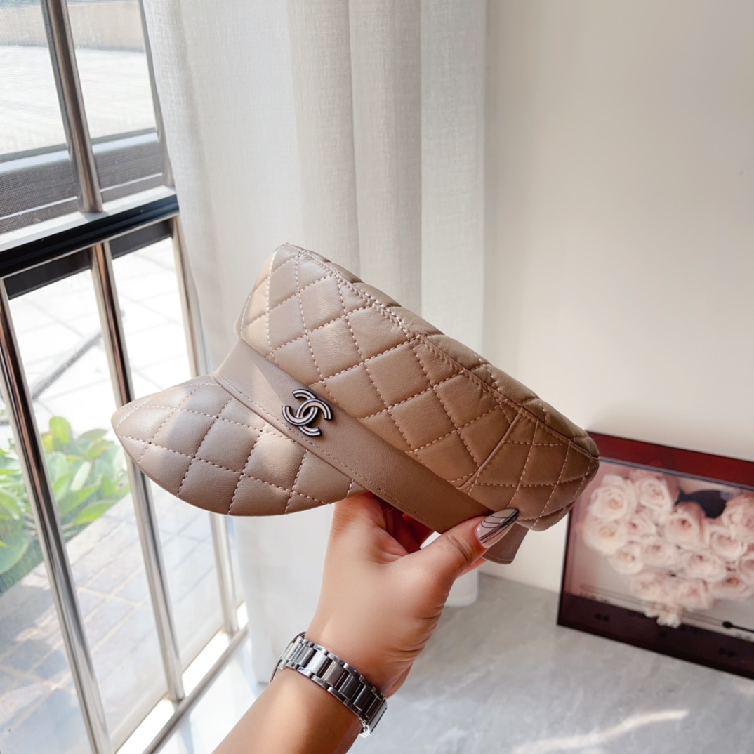 Streetwear Hat Chanel 329127 - vstockx