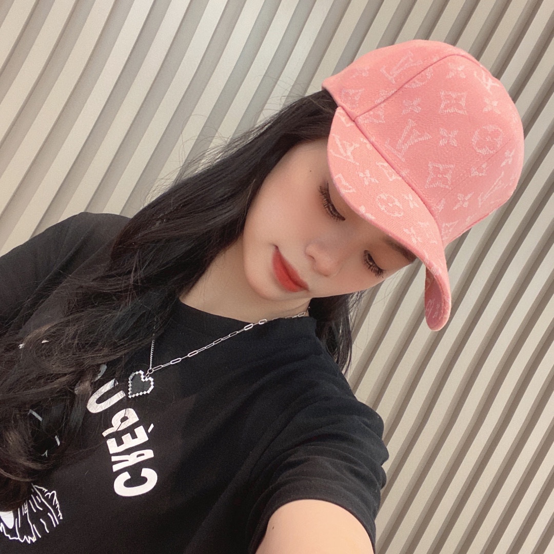 Streetwear Hat LV 329044 - vstockx