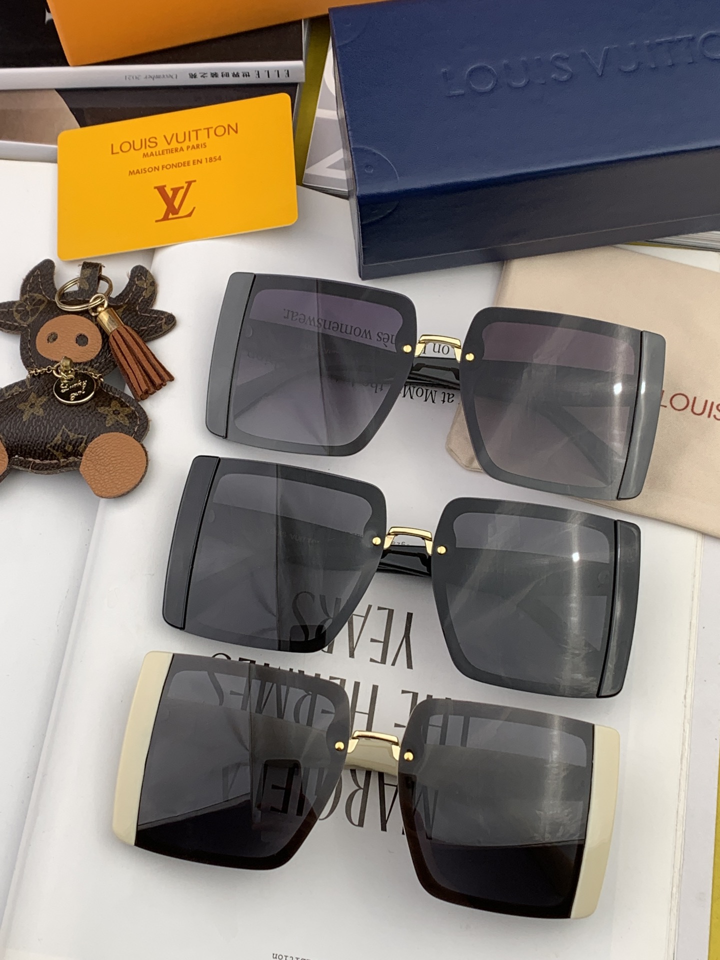 Sunglasses Louis Vuitton L07702 - vstockx
