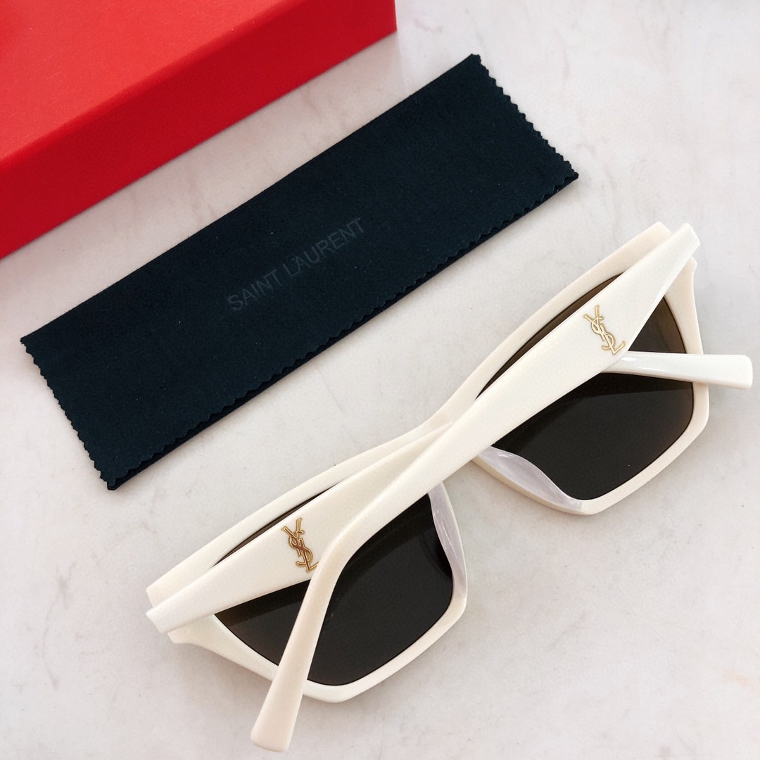 Sunglasses Saint Laurent SLM103F 57-16-145 - vstockx
