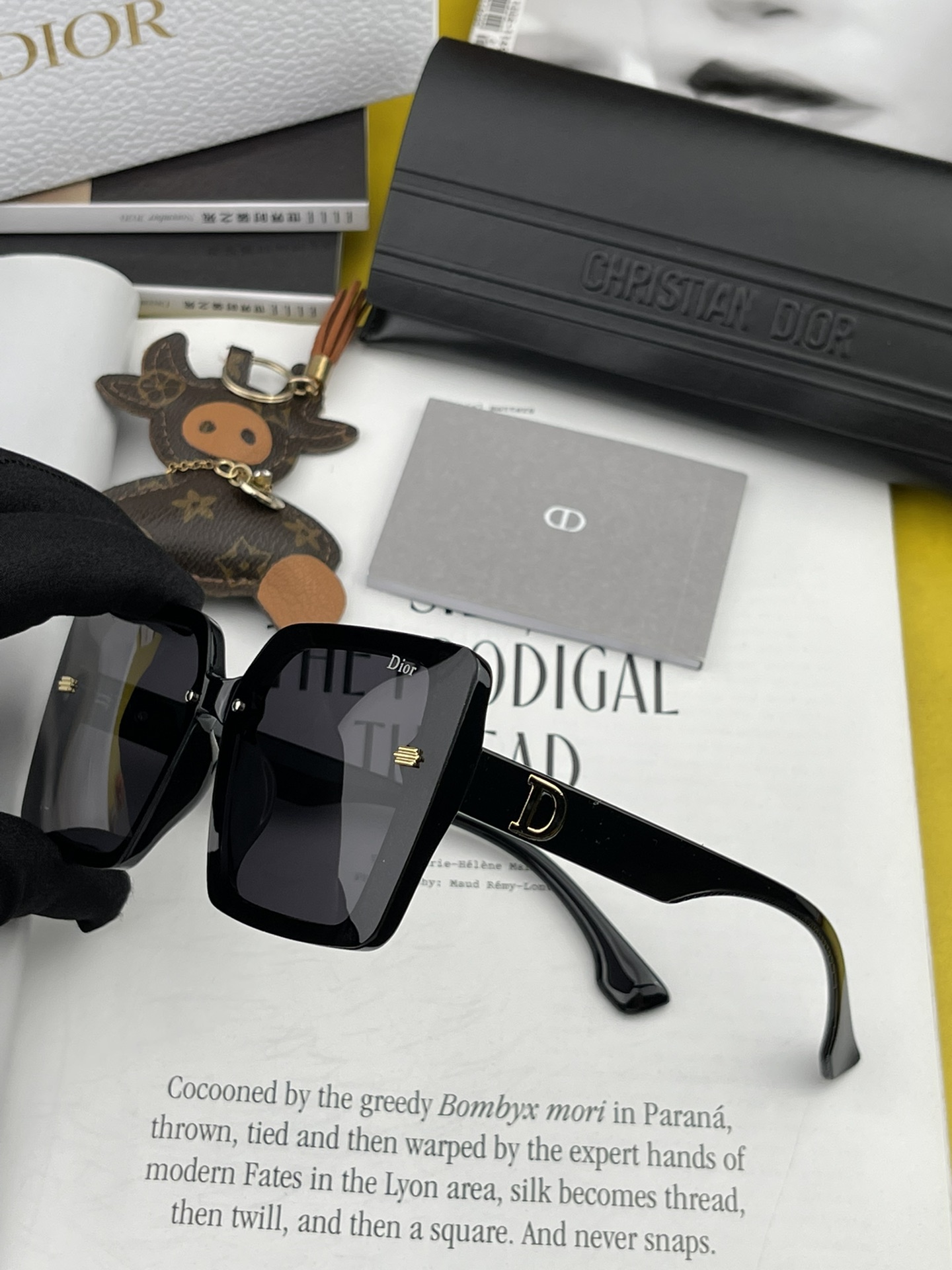 sunglasses Dior CD0351 - vstockx