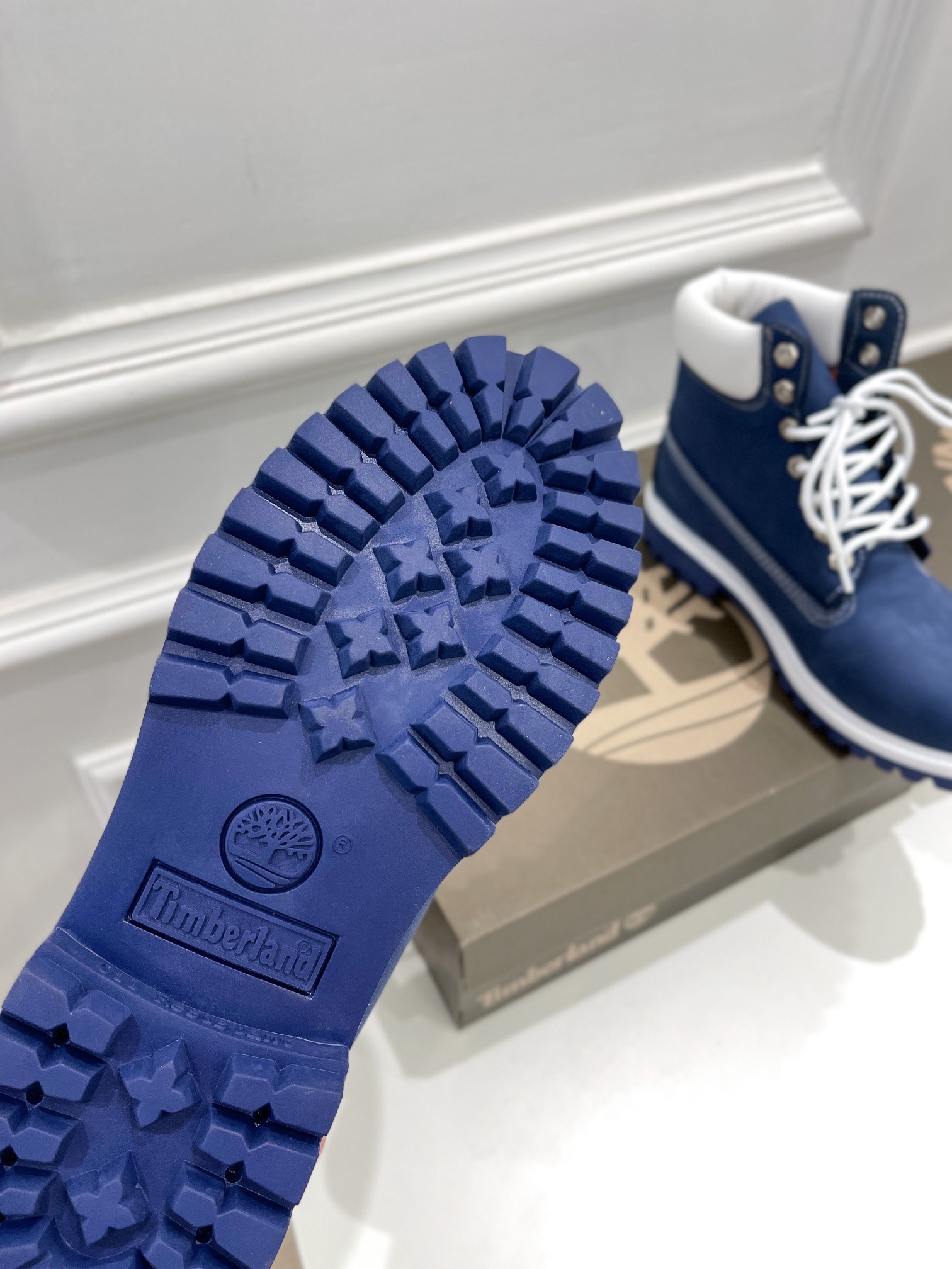 Timberland Premium 6-Inch Waterproof Boots 11 - vstockx