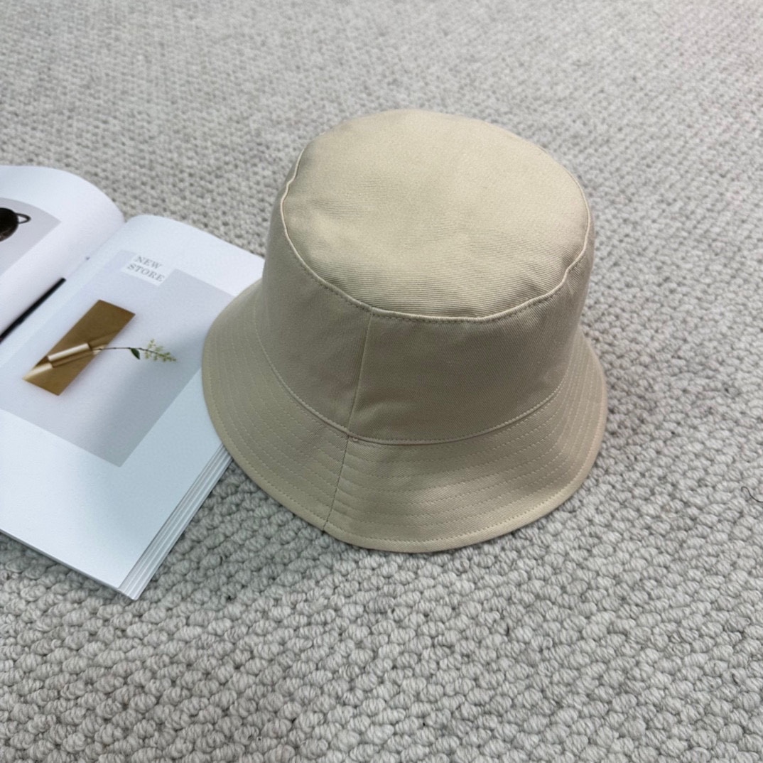 Streetwear Hat Chanel 329331 - vstockx