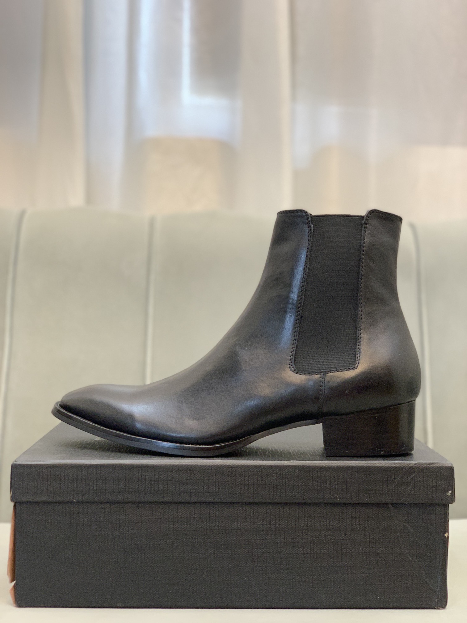 Saint Laurent Boots 8 - vstockx